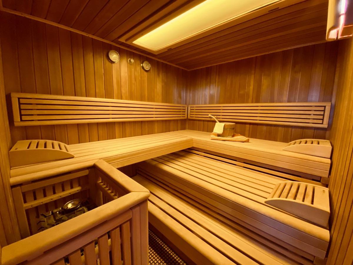 Private Spa Mit Sauna Und Whirlpool Schrozberg Exterior foto